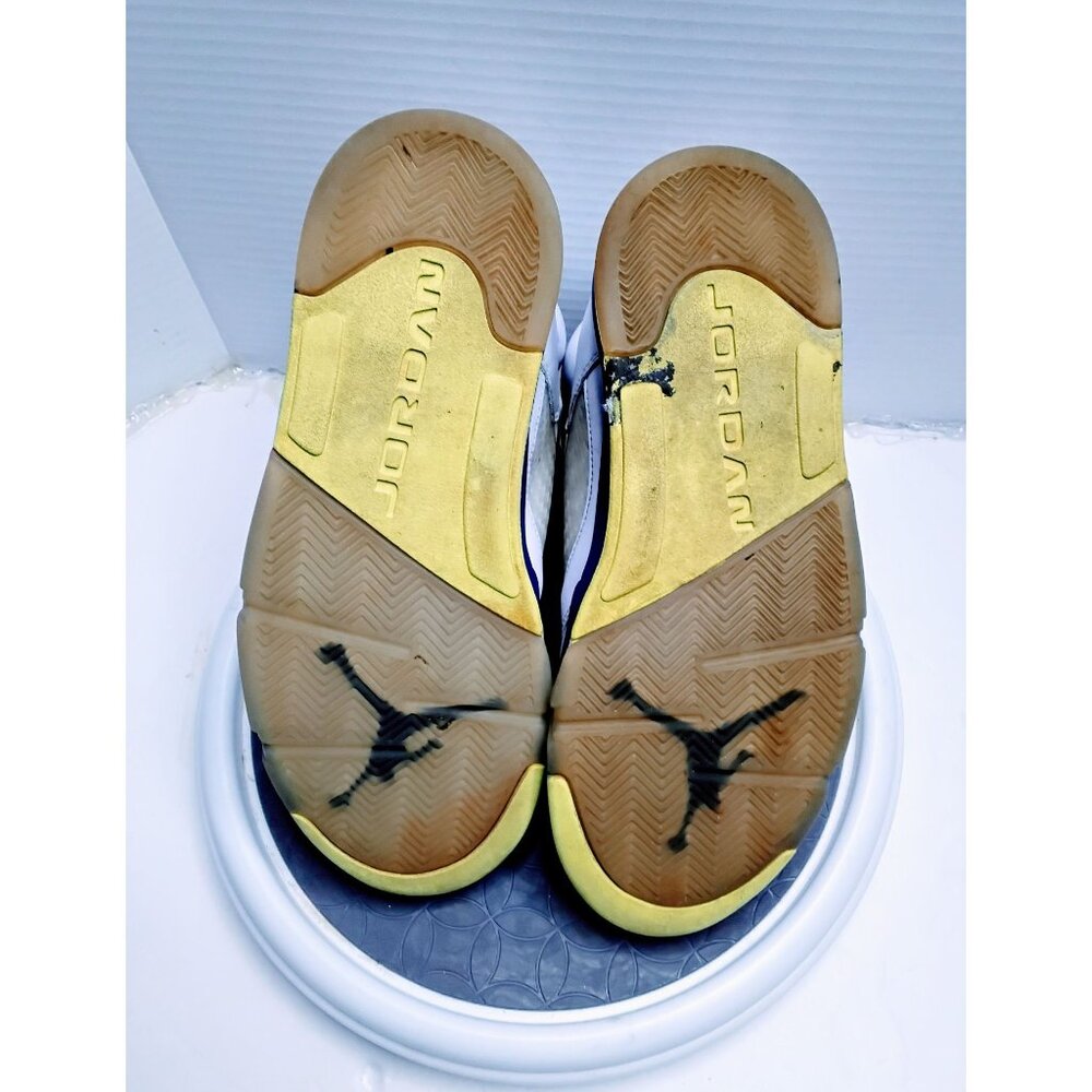 Air Jordan 5 Retro White Multi-Color Sneakers Size 8 Mens Athletic Shoes - Picture 4 of 7